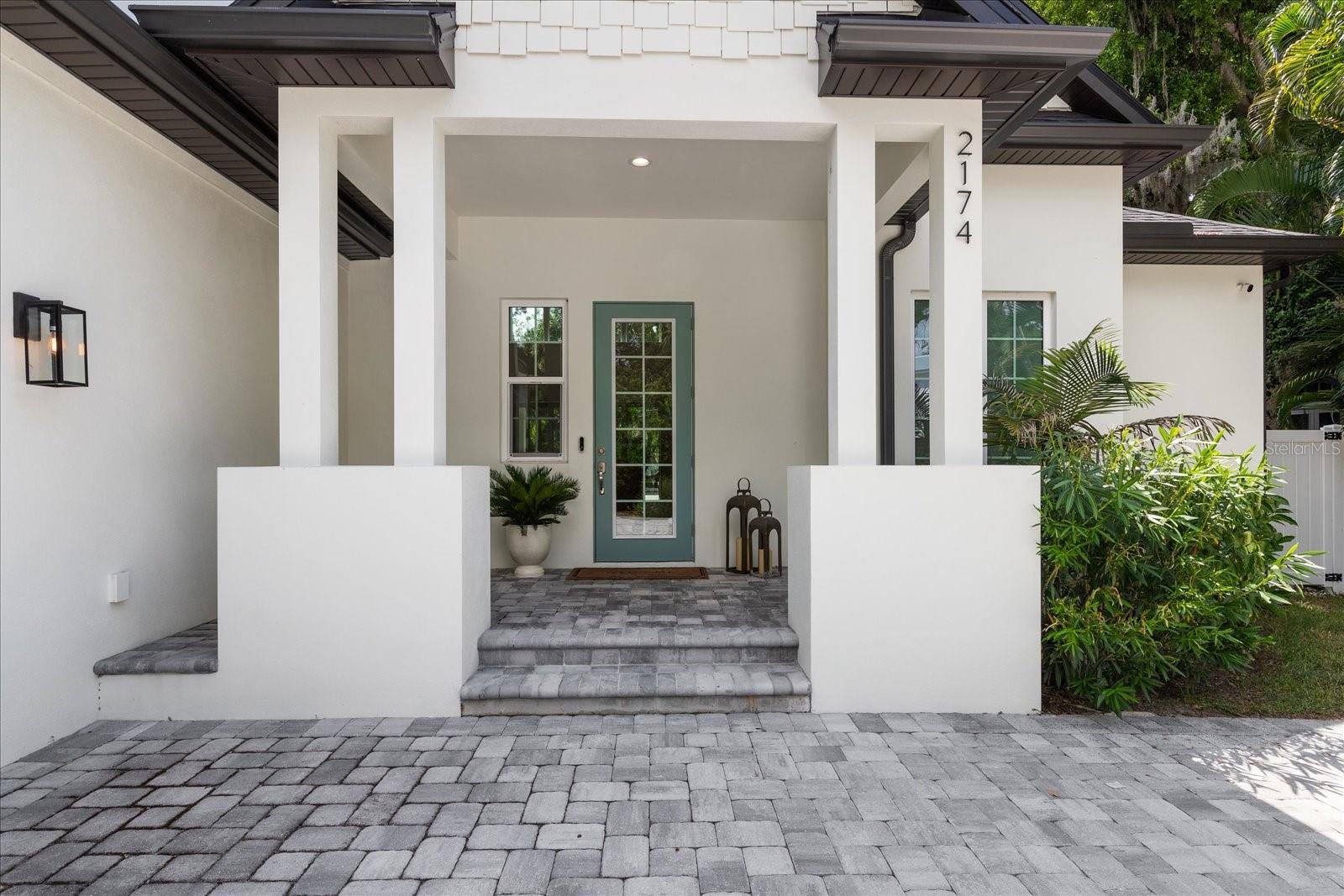 2174 MCCLELLAN PARKWAY