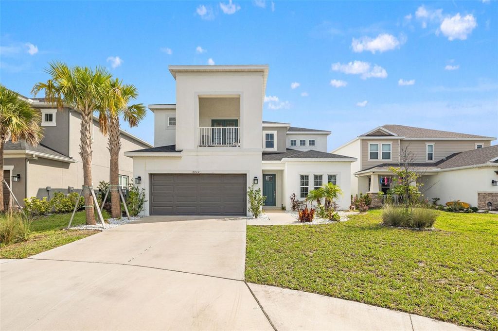 Photo of 5810 Fieldmoor Court, Palmetto, FL 34221 (MLS # TB8389193)
