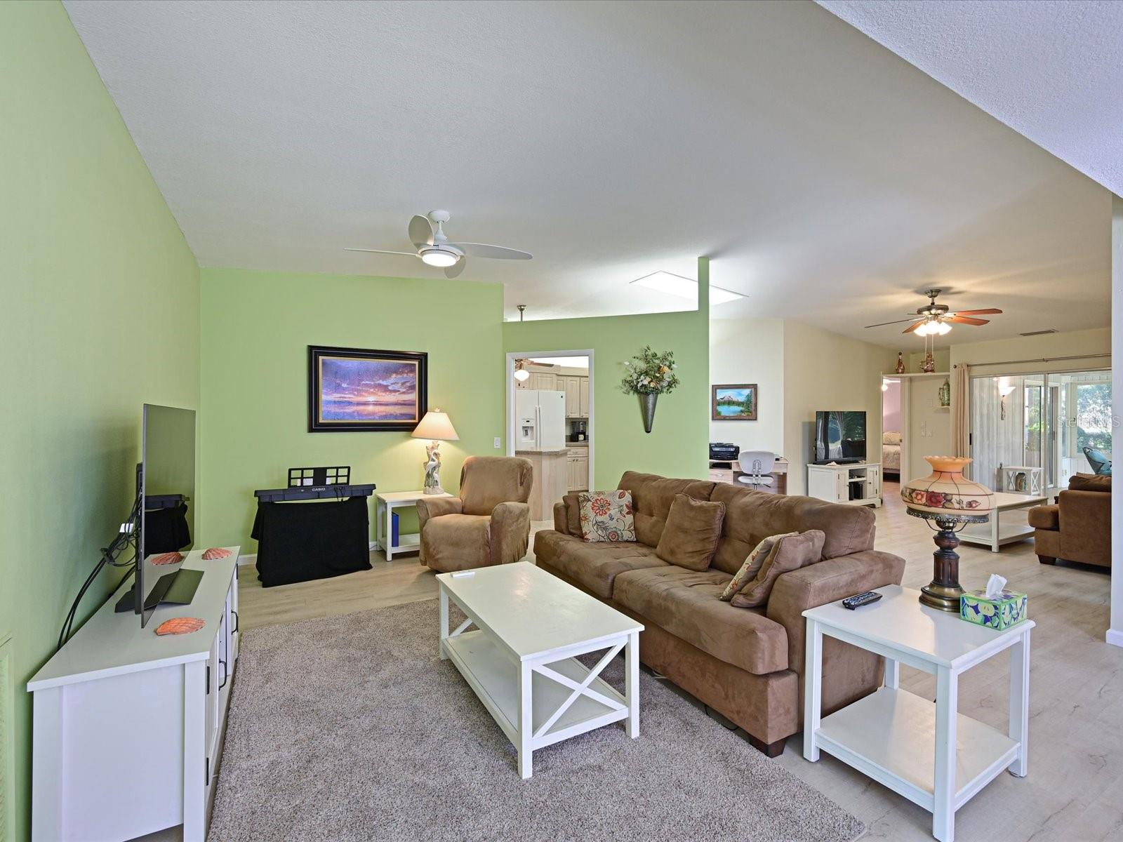 GARDEN LAKES VILLAS SEC 1 - Residential