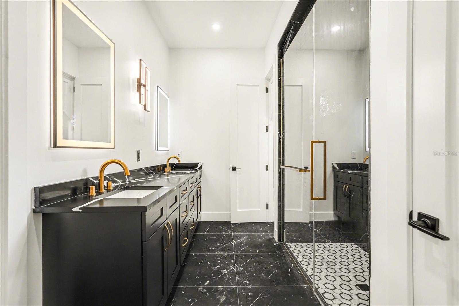 SEFFNER HEIGHTS - Residential