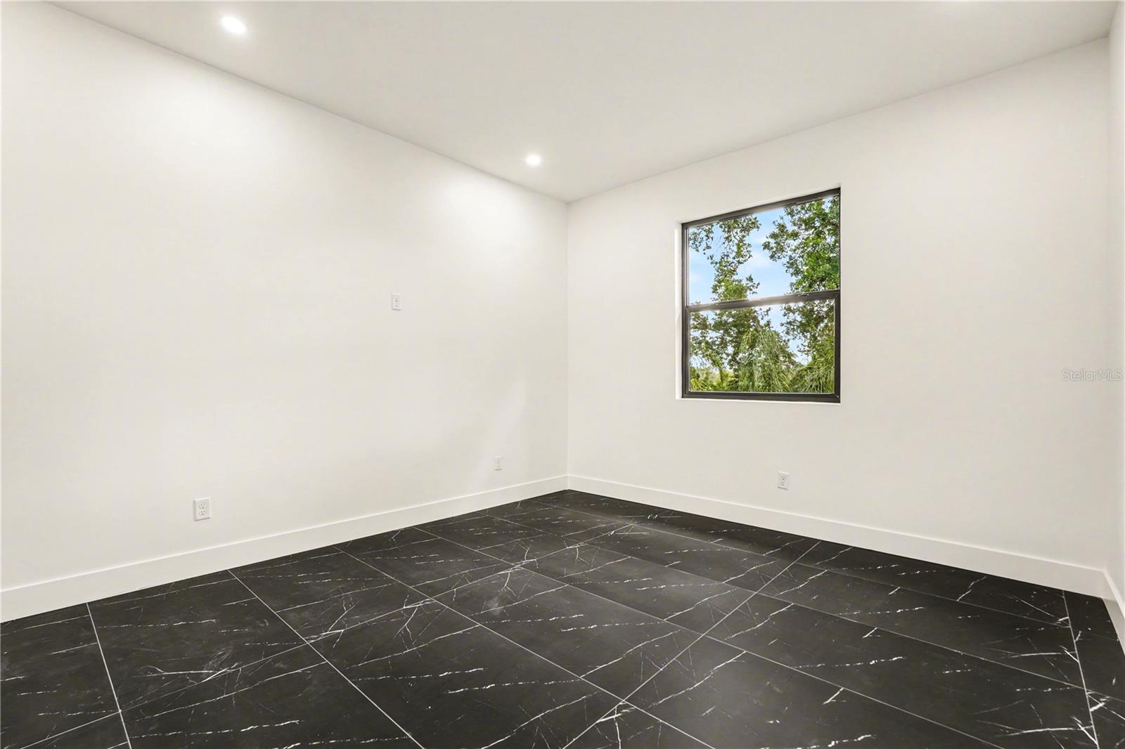 SEFFNER HEIGHTS - Residential