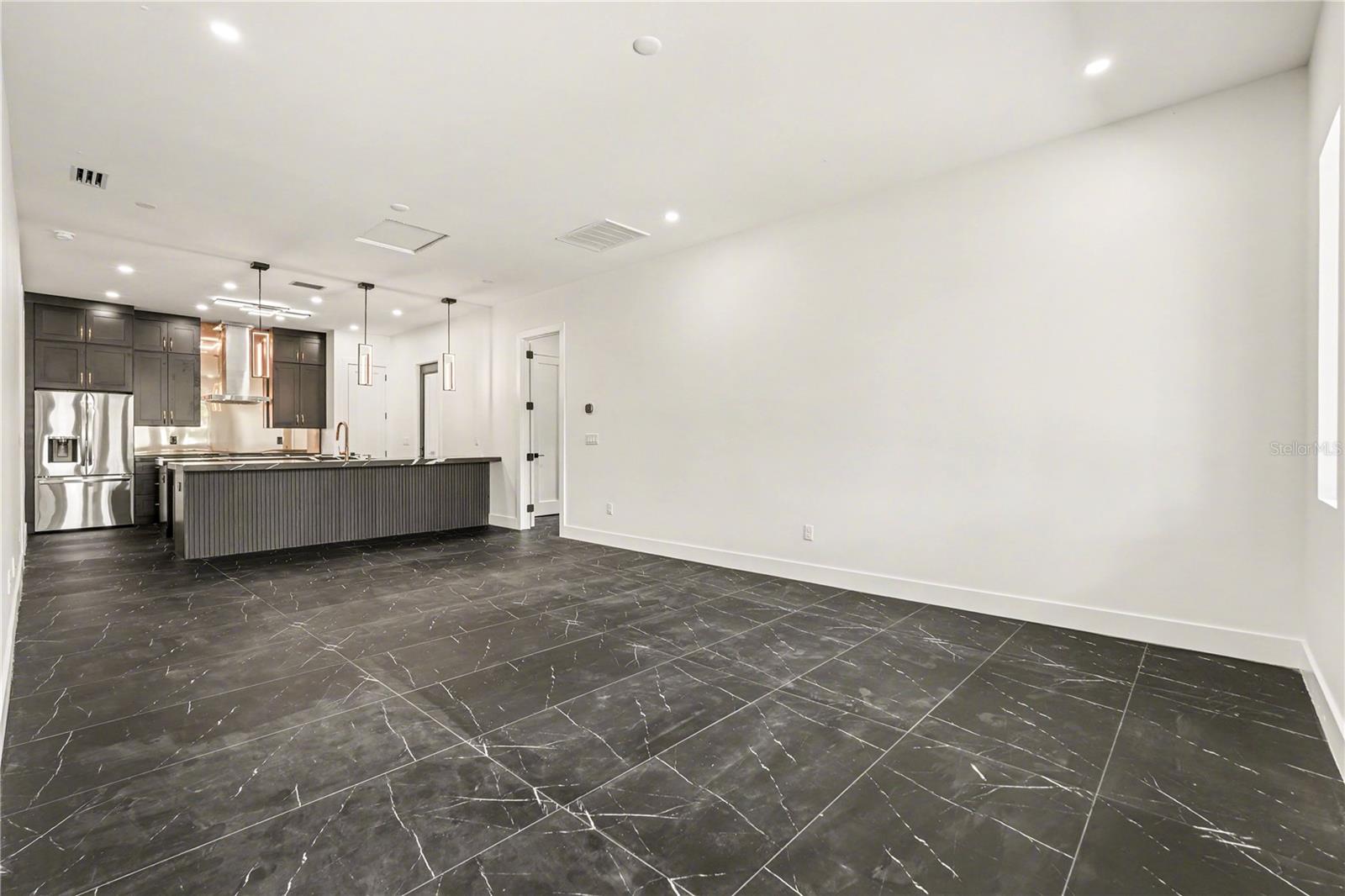 SEFFNER HEIGHTS - Residential