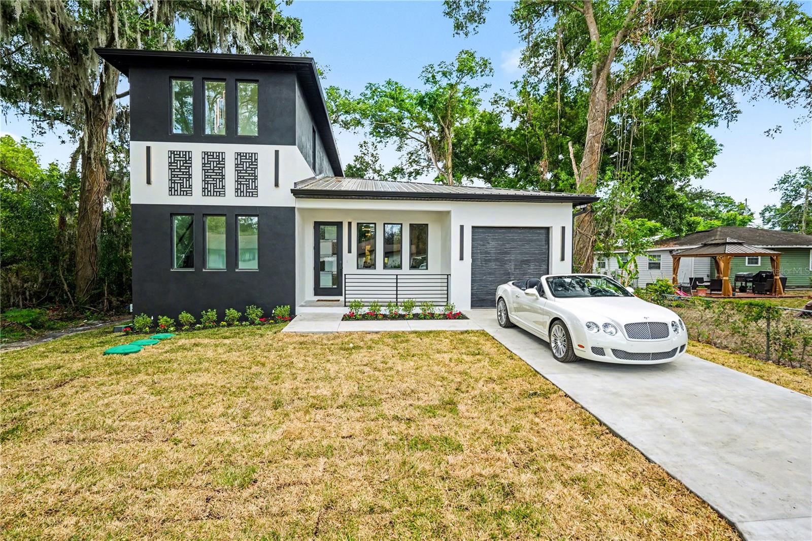 105 GARLAND AVENUE