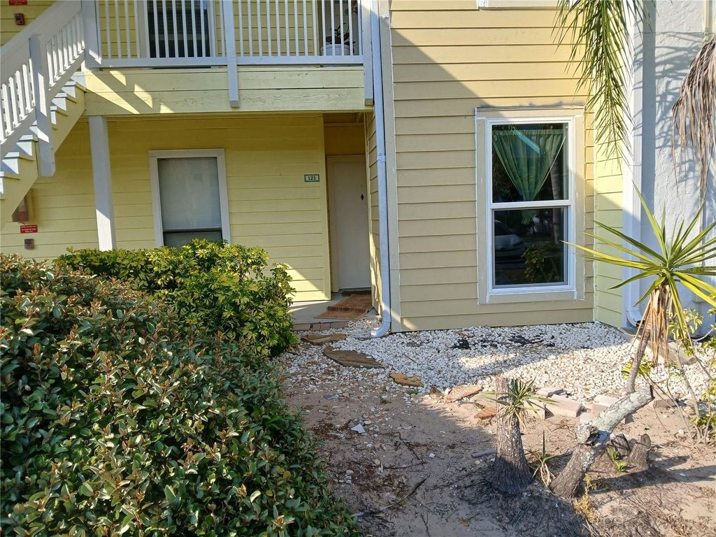 Photo of 455 Alt 19 St S #121, Palm Harbor, FL 34683 (MLS # TB8494673)