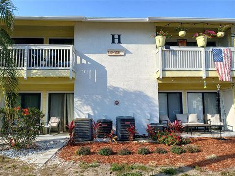 Photo of 455 Alt 19 St S #121, Palm Harbor, FL 34683 (MLS # TB8494673)