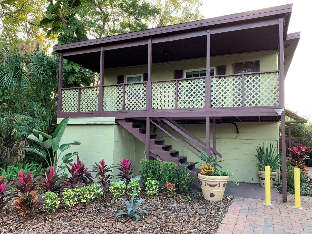 Located in beautiful College Park between Winter Park and Downtown Orlando. This beautiful 2/1 furnished rental is the perfect option for relocations, interns, or people traveling for work. There is a 3 month minimum but, the rental rate includes all utilities (Cable, Electric, Water, & Wifi). You will enjoy the convenience of the great location close to major roadways like I-4 and SR-408. Schedule your showing today because this unit wont last long.