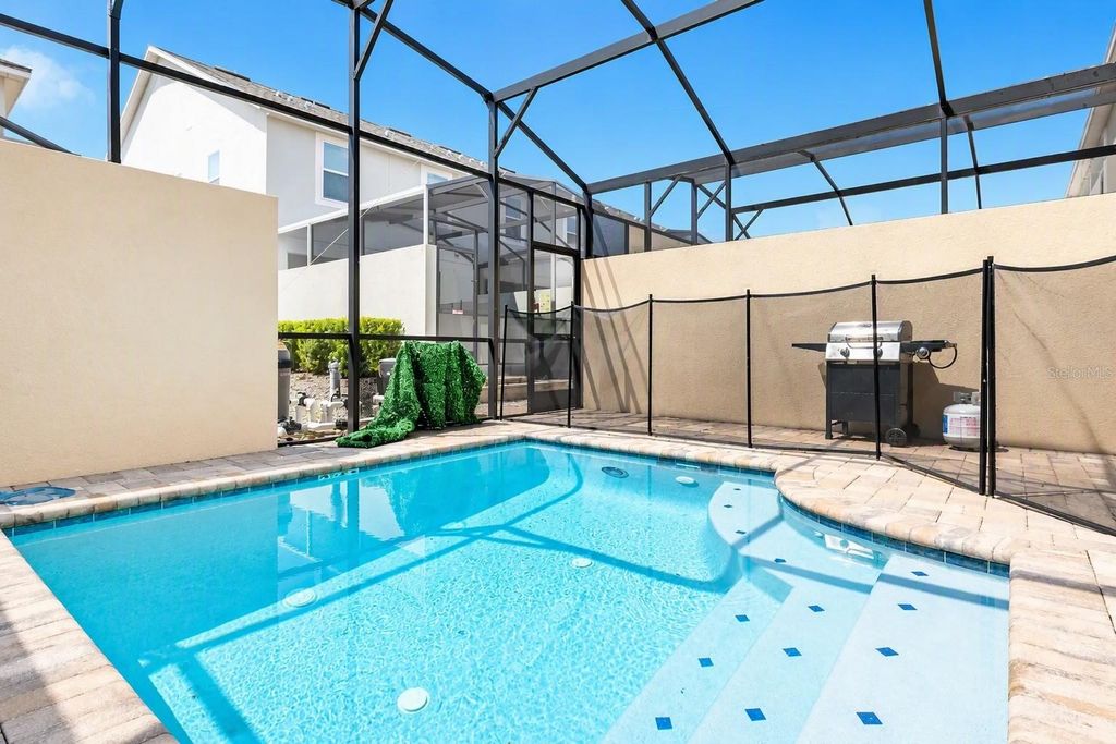 Photo of 1562 Carey Palm Circle, Kissimmee, FL 34747 (MLS # O6427089)