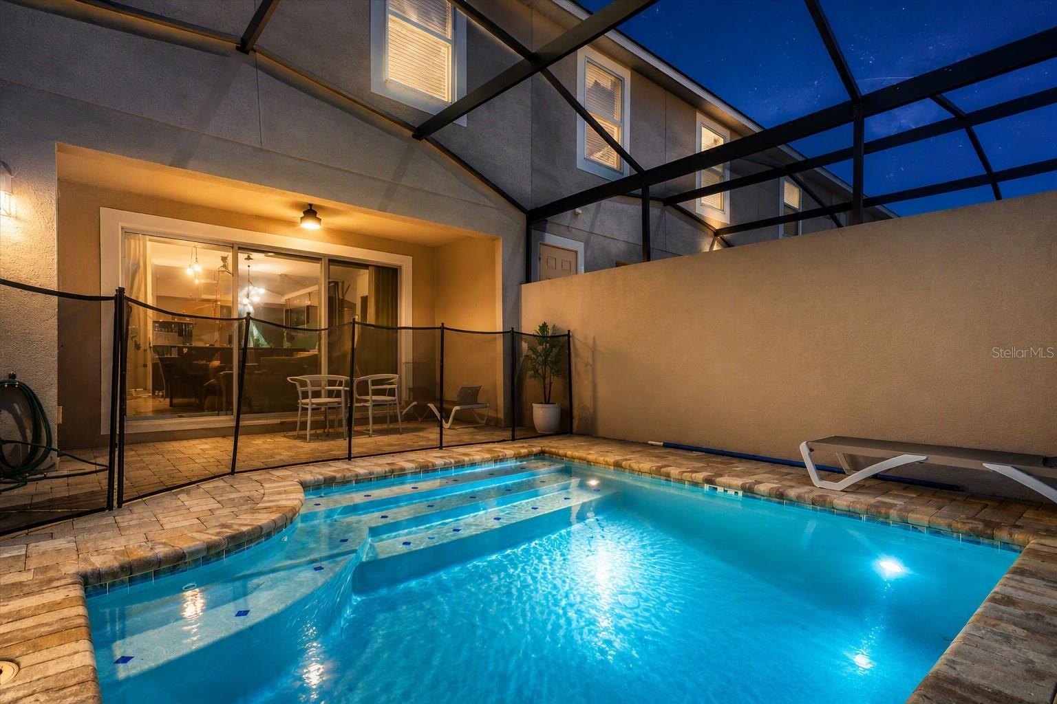 1562 CAREY PALM CIRCLE