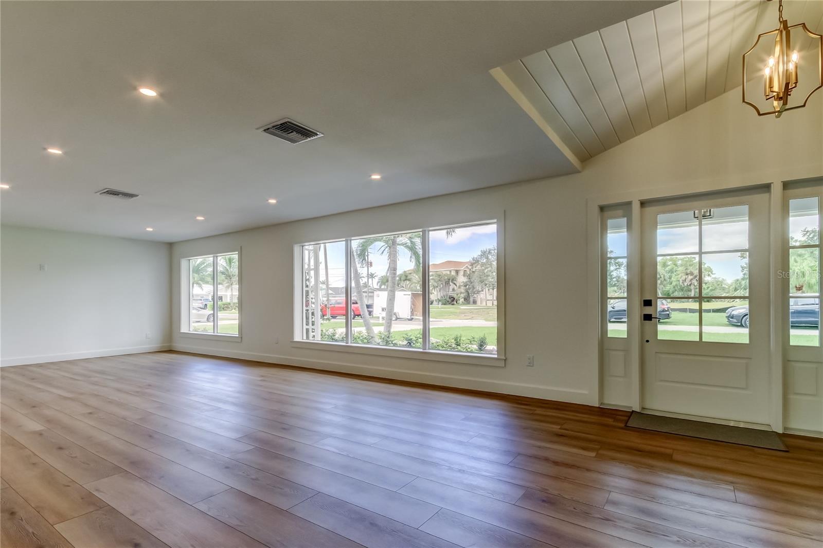 HARBOR BLUFFS SEC 3 - Residential