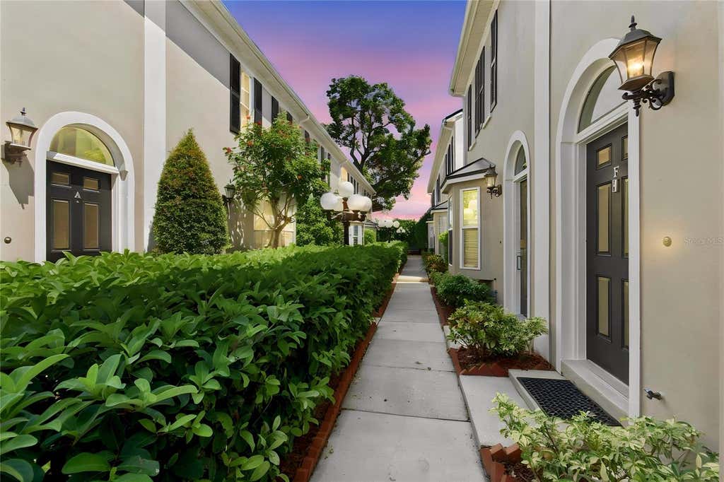 Photo of 3015 W Cleveland Street #F, Tampa, FL 33609 (MLS # TB8542693)