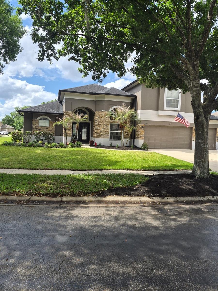 3833 EMERALD ESTATES CIRCLE