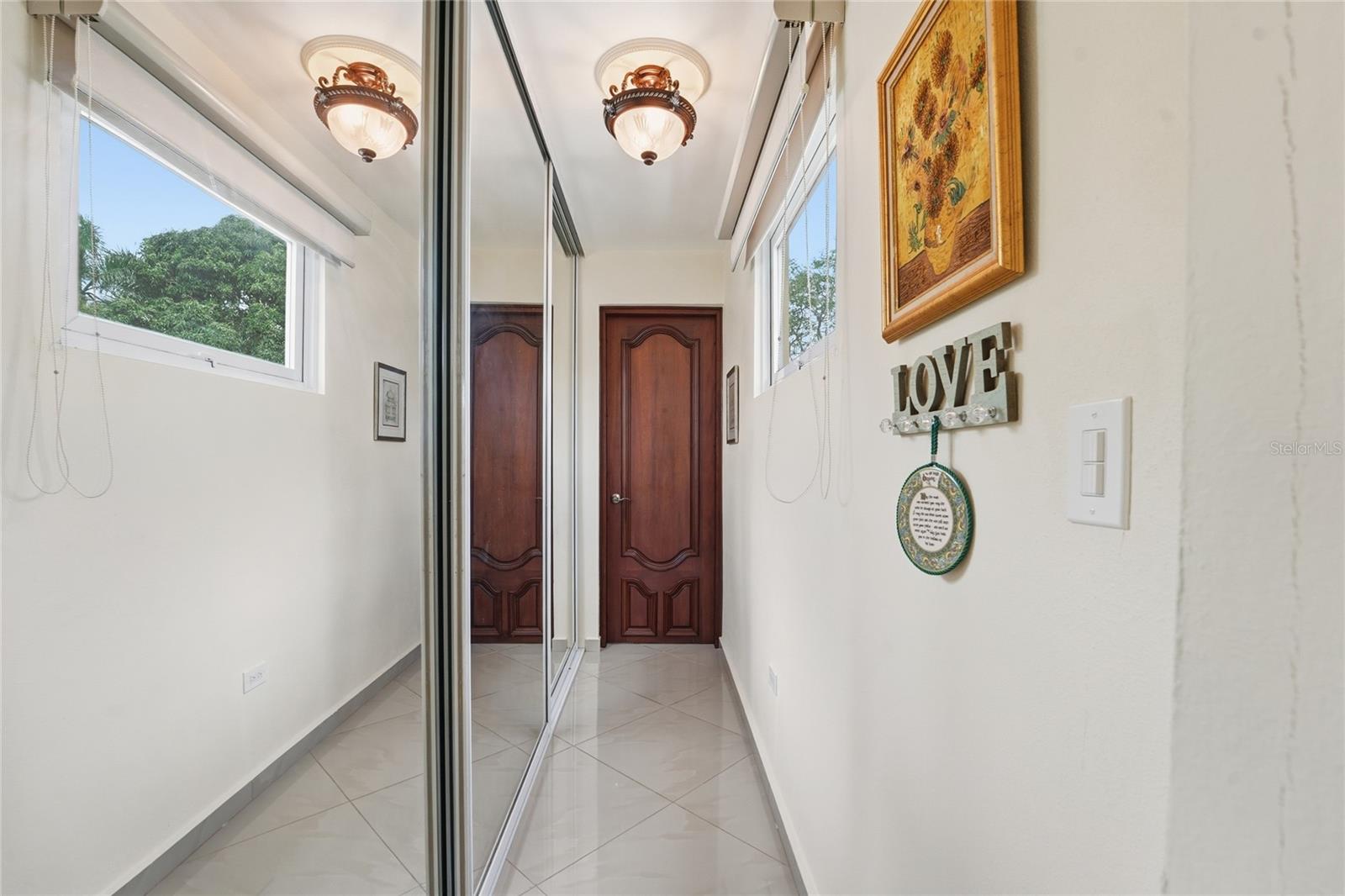 LAS FLORES DE MONTEHIEDRA - Residential