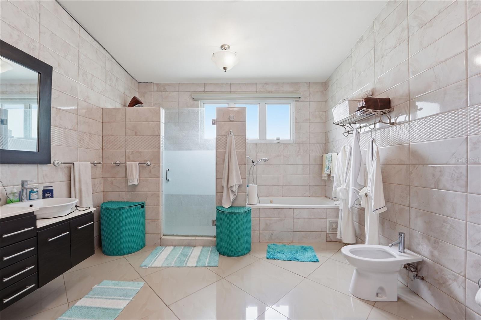 LAS FLORES DE MONTEHIEDRA - Residential