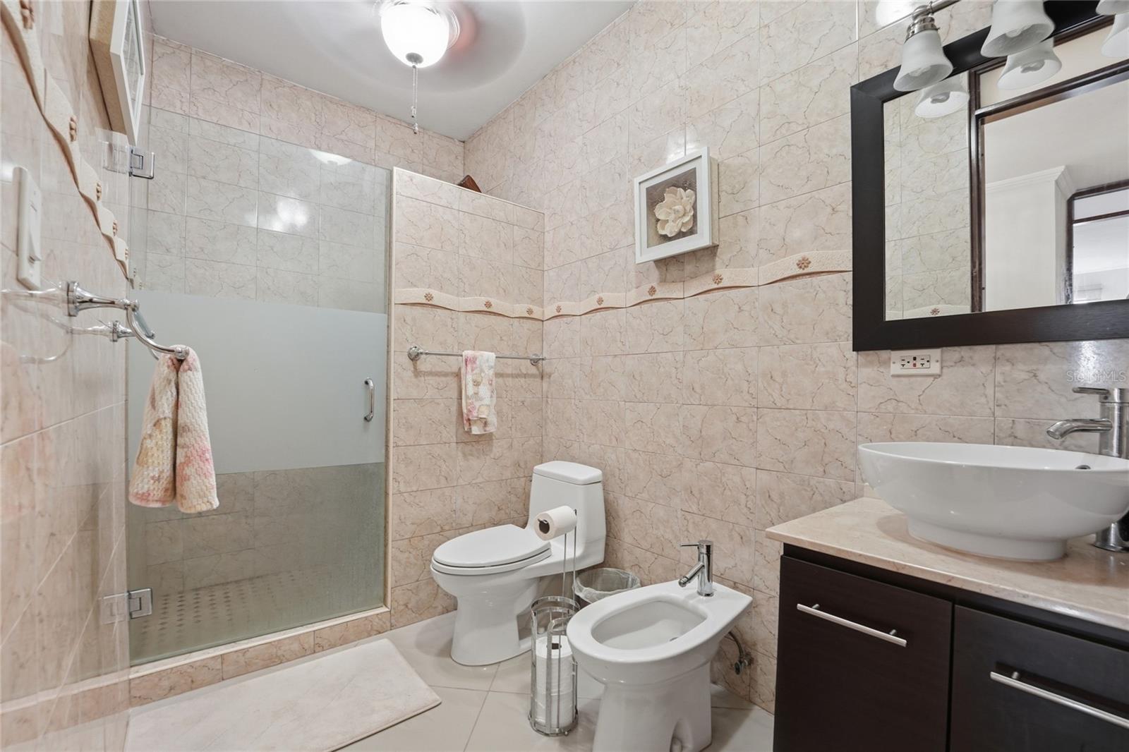 LAS FLORES DE MONTEHIEDRA - Residential