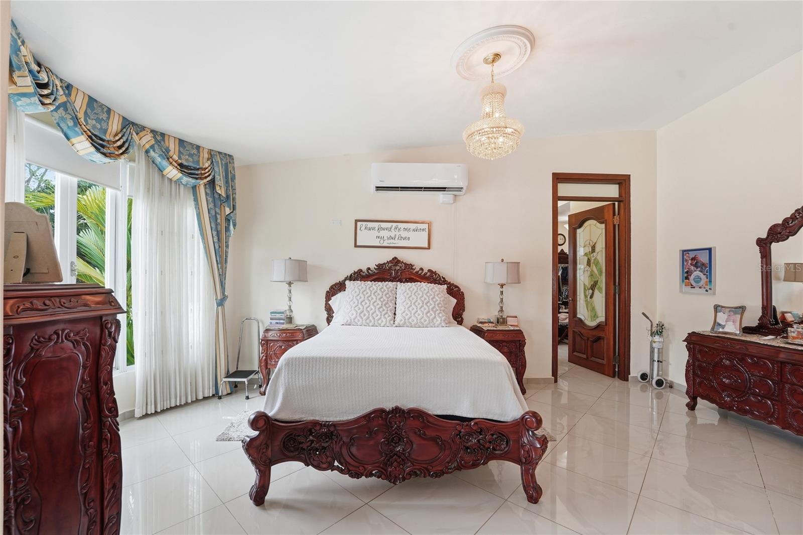 LAS FLORES DE MONTEHIEDRA - Residential