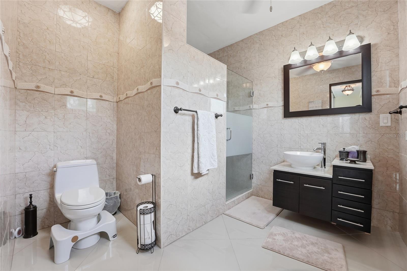 LAS FLORES DE MONTEHIEDRA - Residential