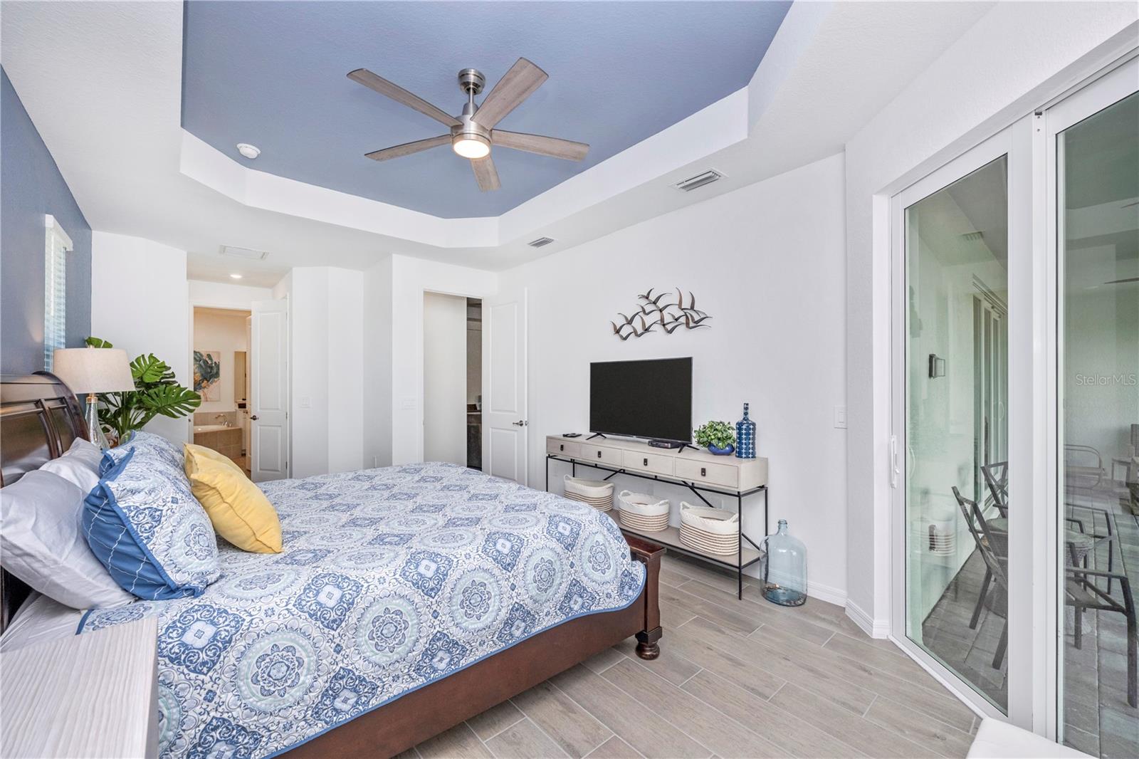 WELLEN PARK GOLF & COUNTRY CLUB - Residential Lease