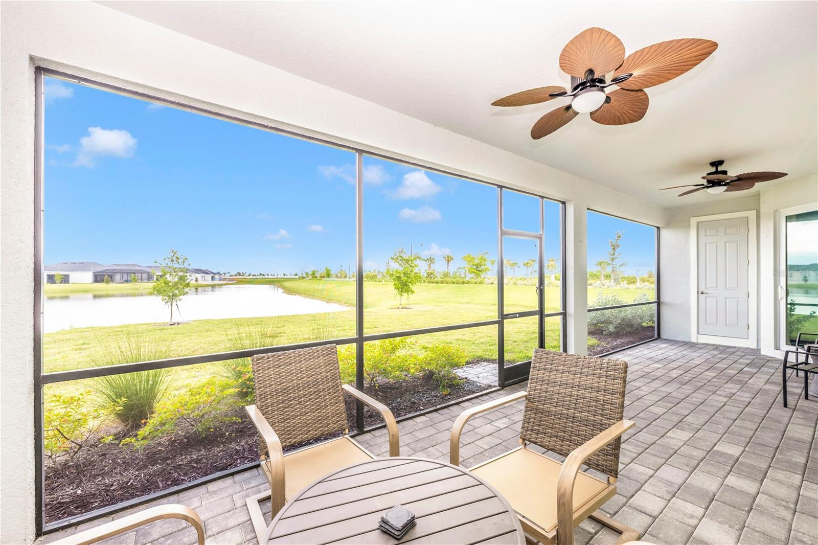WELLEN PARK GOLF & COUNTRY CLUB - Residential Lease