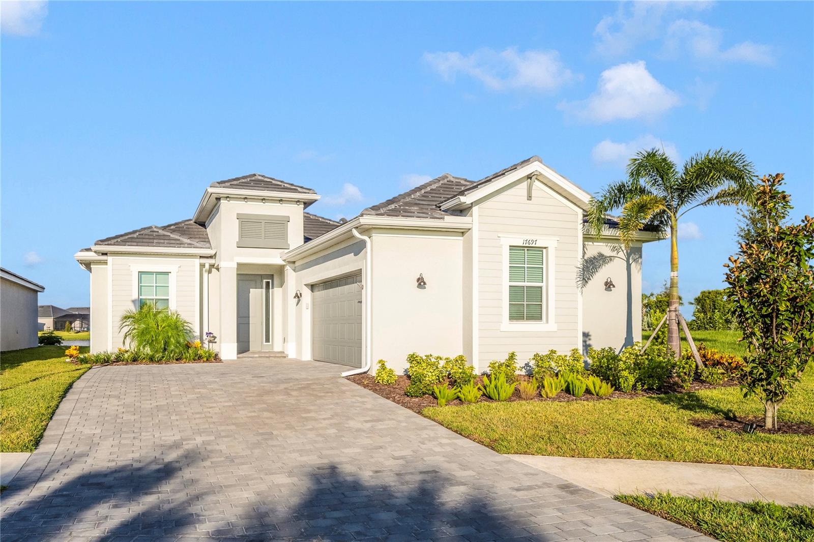 WELLEN PARK GOLF & COUNTRY CLUB - Residential Lease