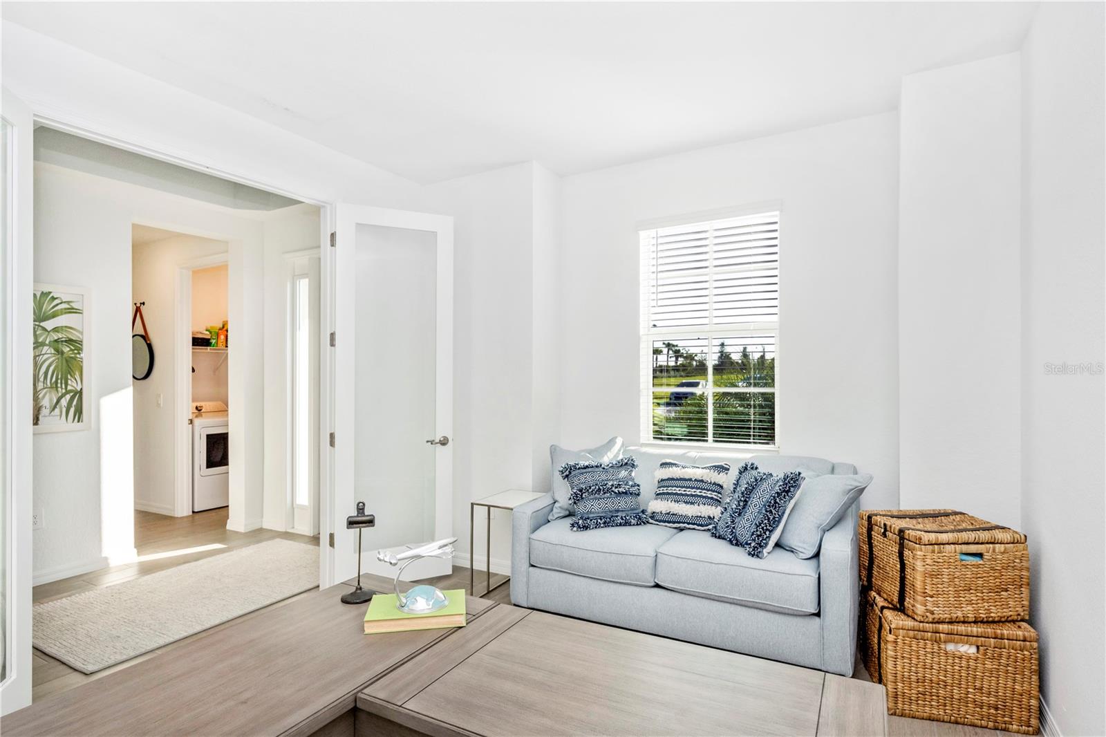 WELLEN PARK GOLF & COUNTRY CLUB - Residential Lease