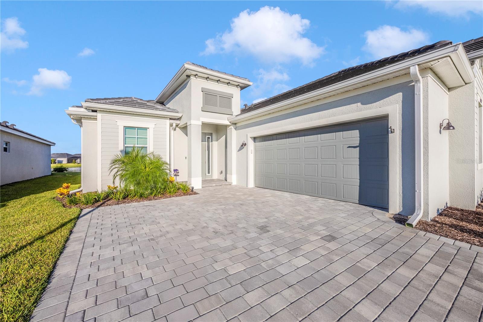 WELLEN PARK GOLF & COUNTRY CLUB - Residential Lease