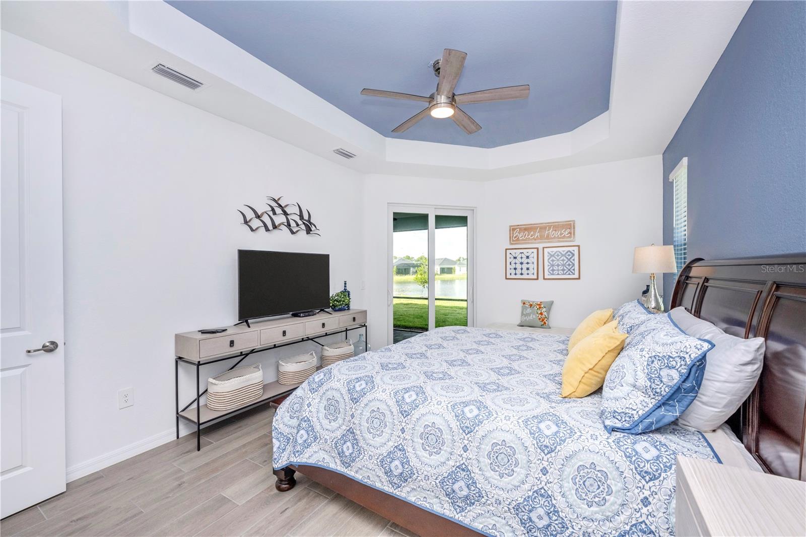 WELLEN PARK GOLF & COUNTRY CLUB - Residential Lease