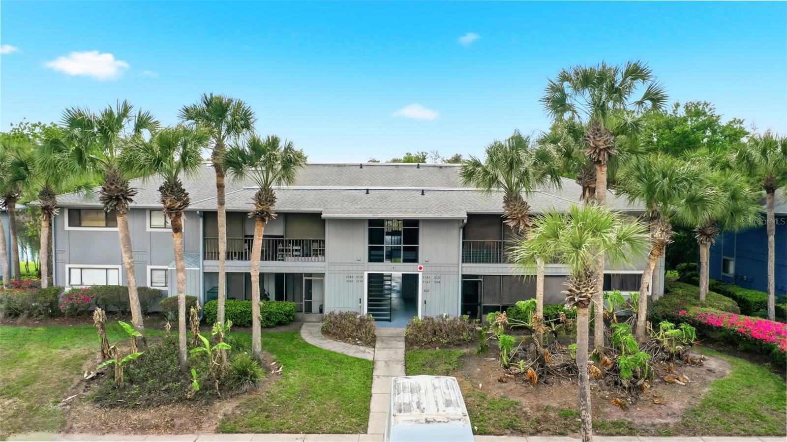 LAKEVIEW CONDO 05 - Residential