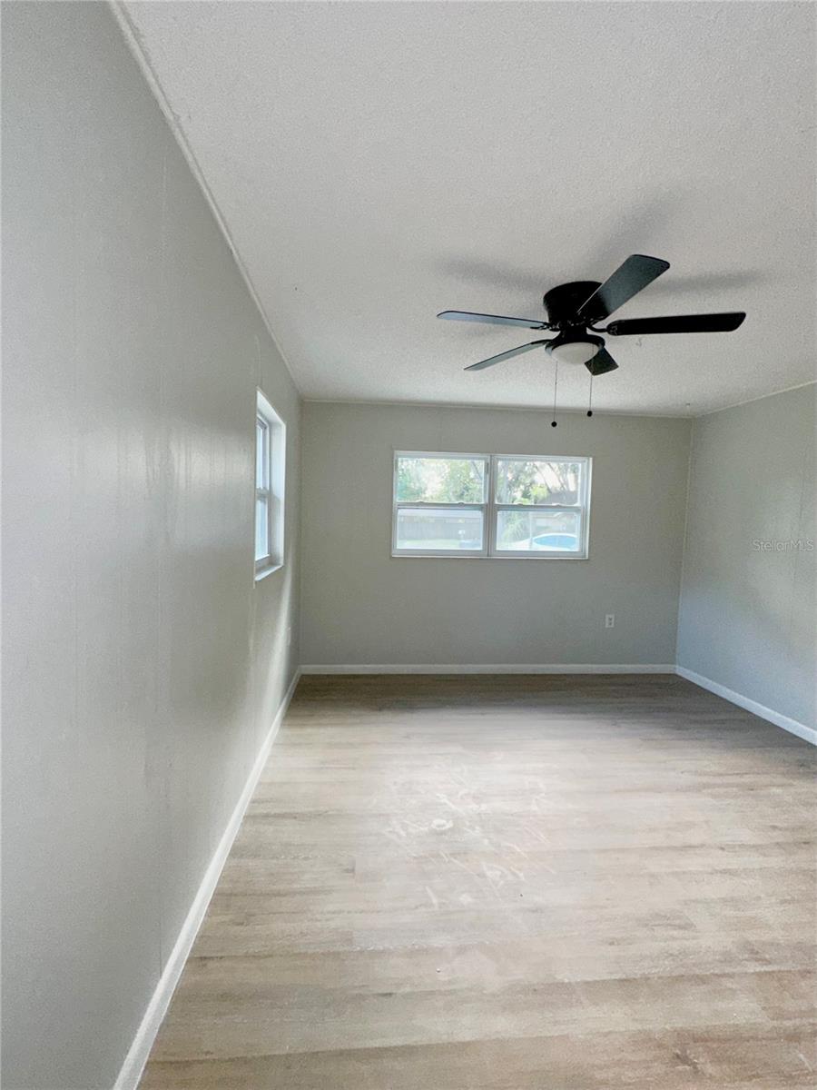 SILVER SPGS SHORES UN 15 - Residential