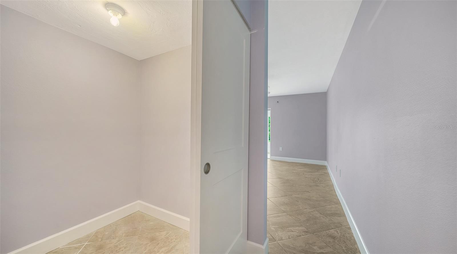 WHISPERING SANDS - Residential