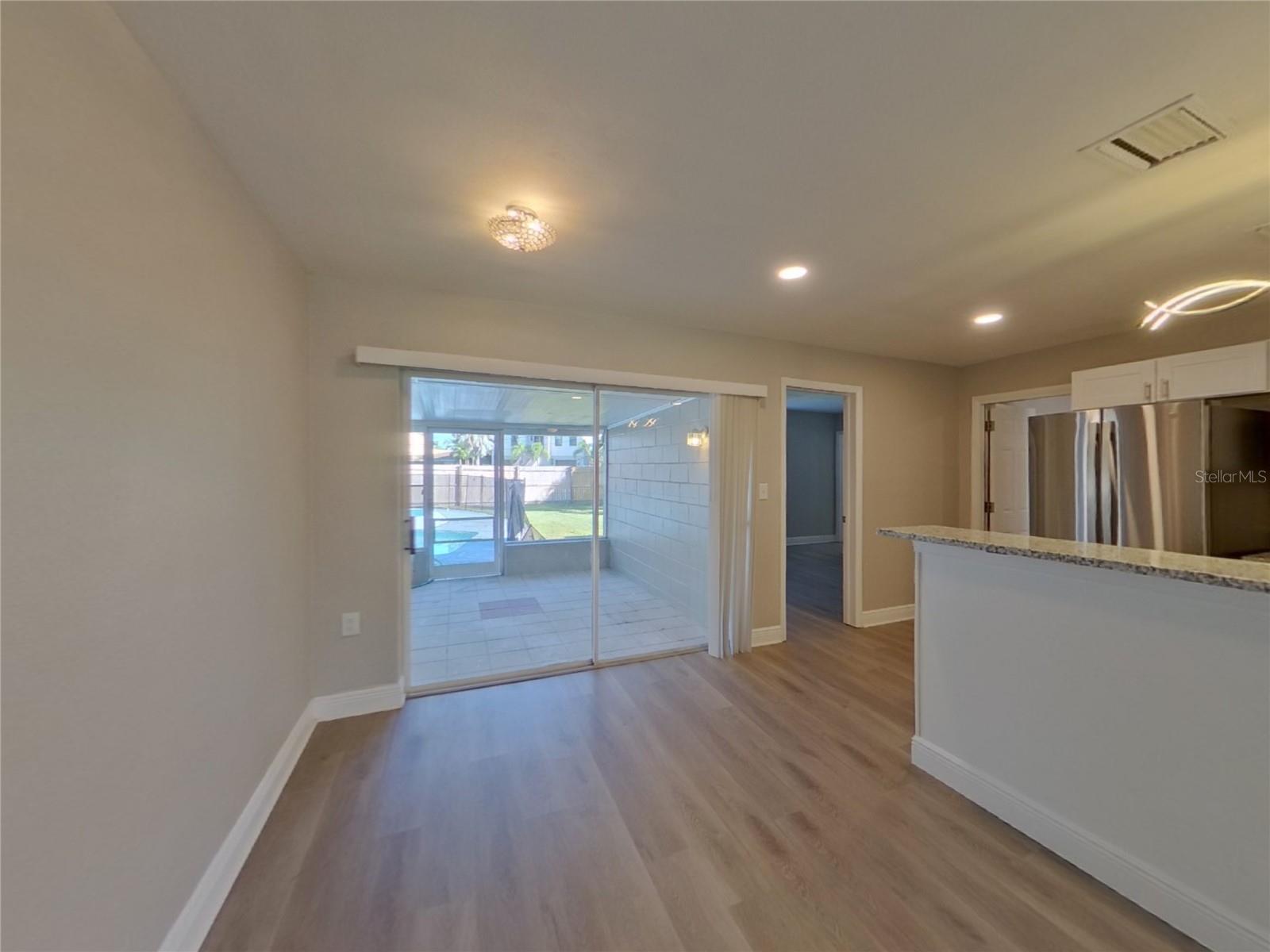 RIO VISTA SEC 6 - Residential Lease