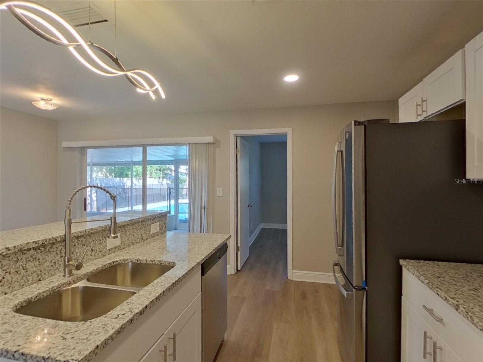 RIO VISTA SEC 6 - Residential Lease