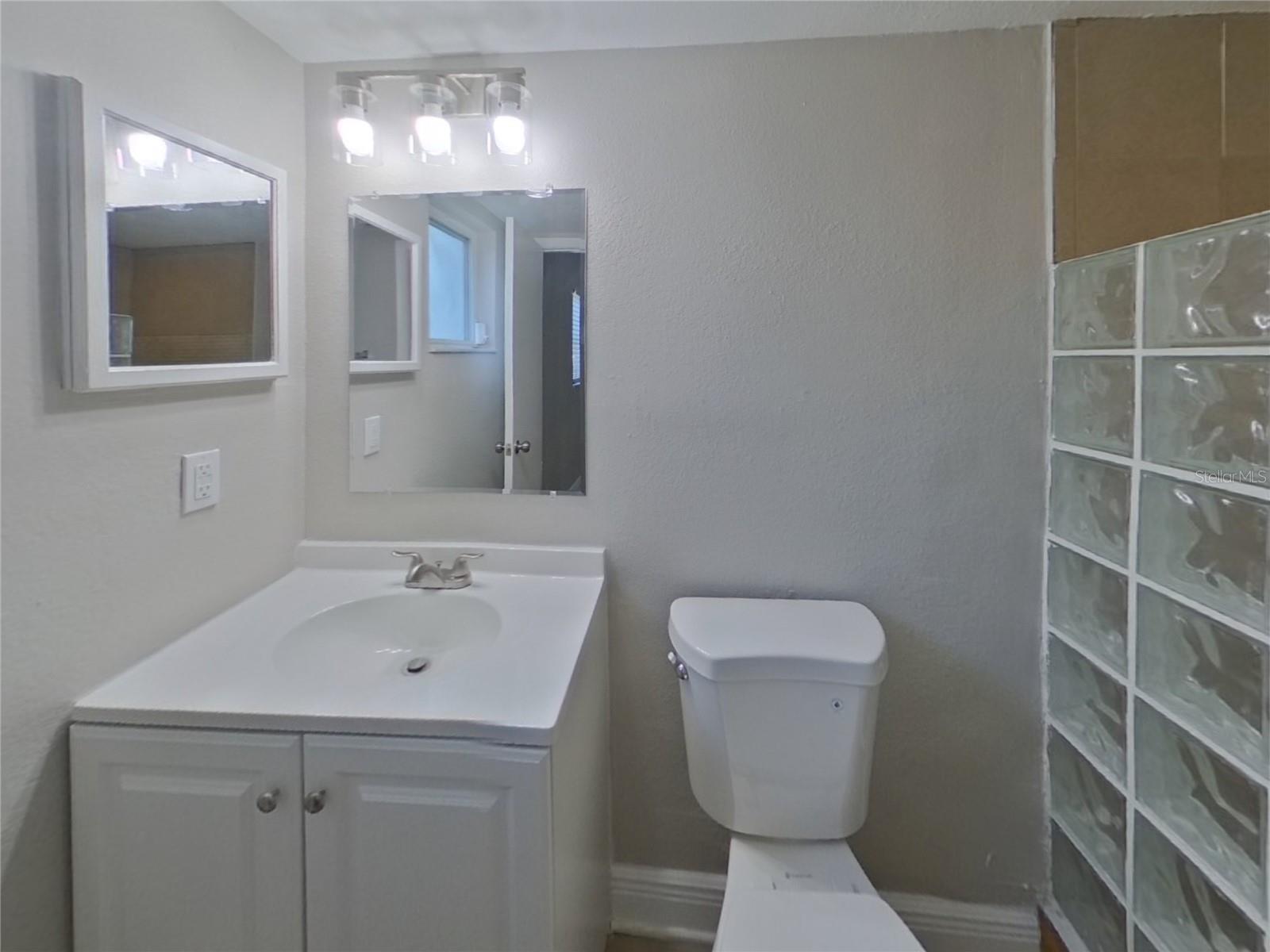 RIO VISTA SEC 6 - Residential Lease