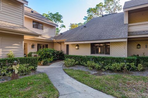 A home in PALM HARBOR