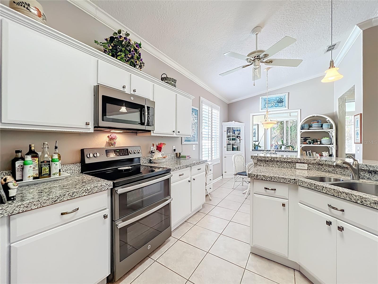 HUNTINGTON POINTE PH 2 - Residential