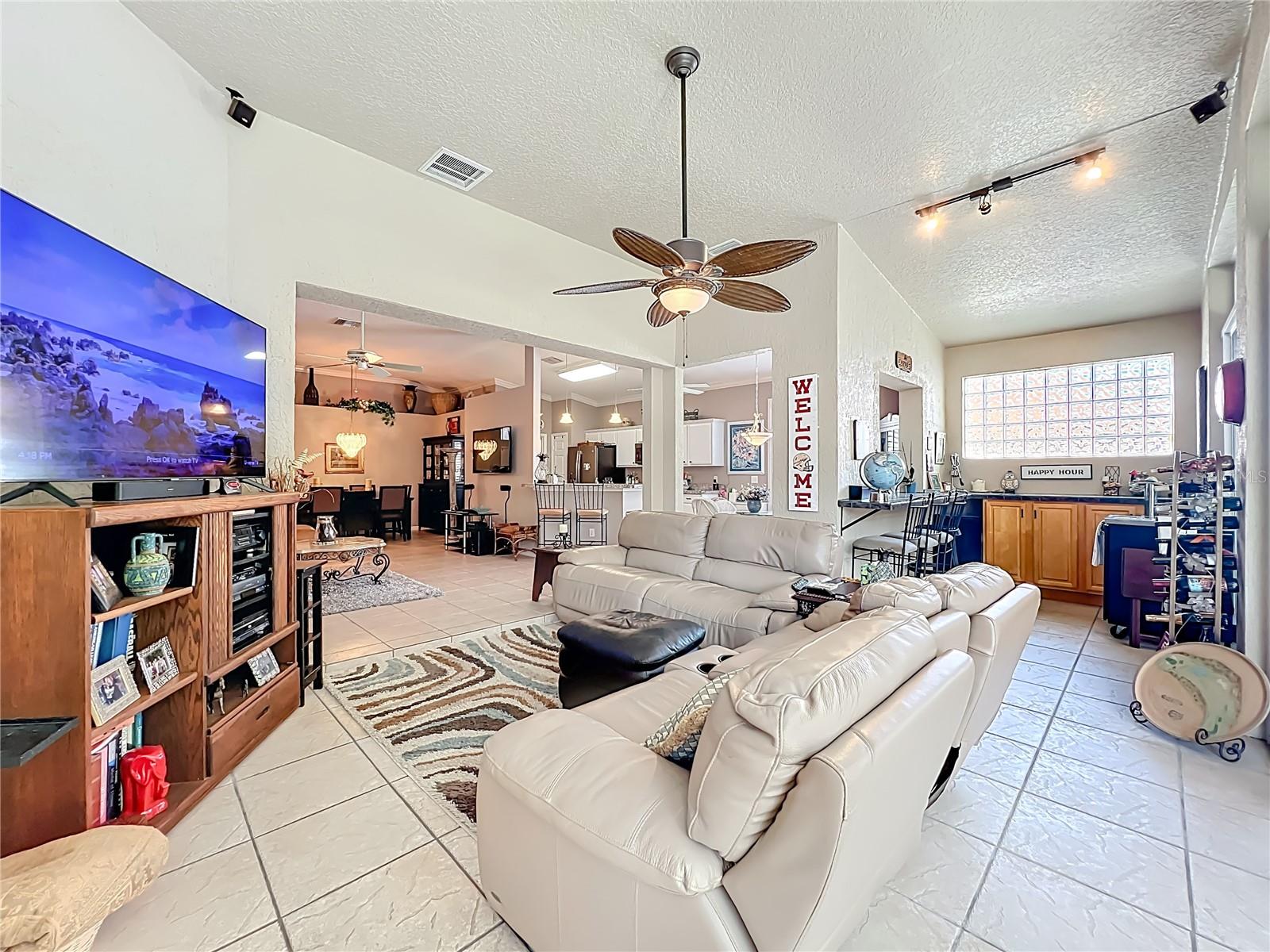 HUNTINGTON POINTE PH 2 - Residential