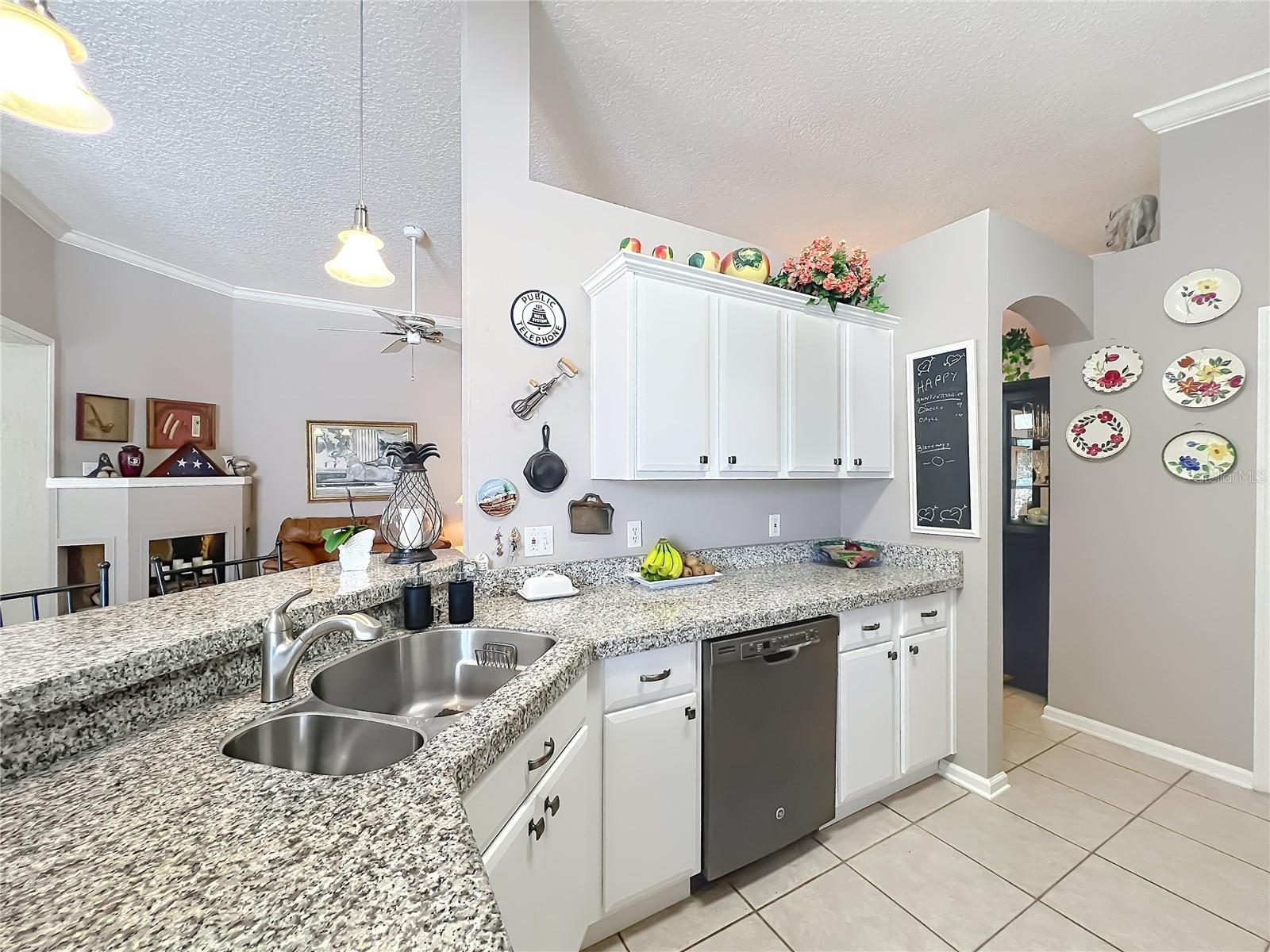 HUNTINGTON POINTE PH 2 - Residential