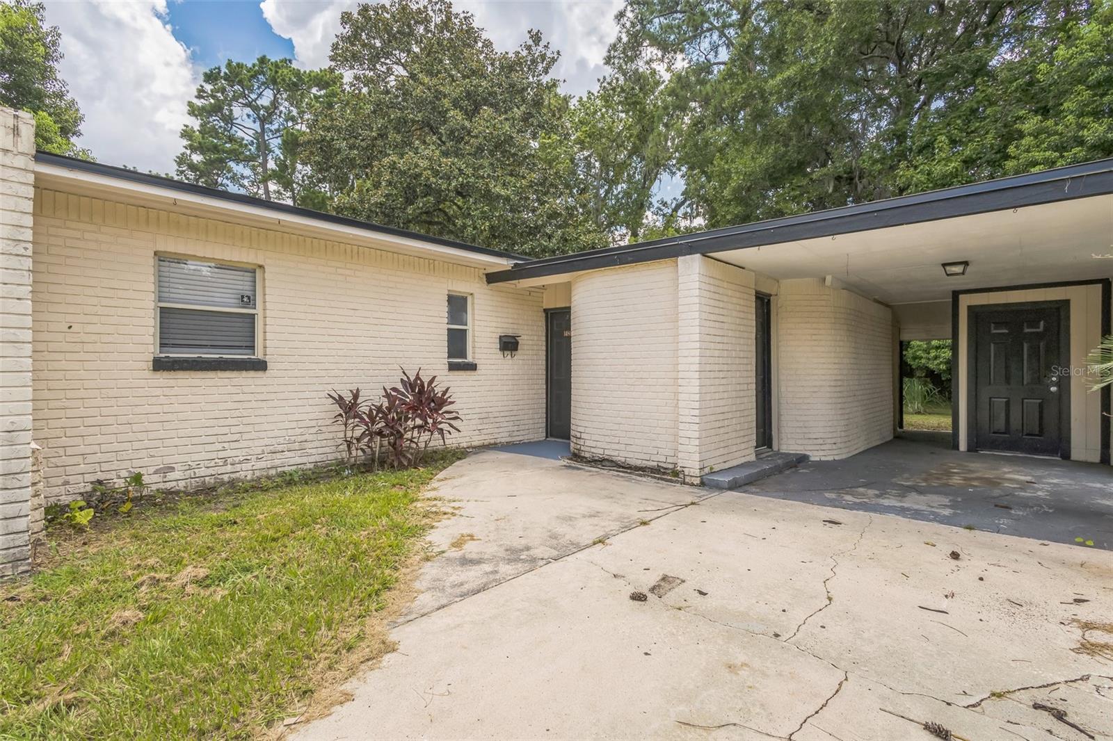PINEWOOD - Residential