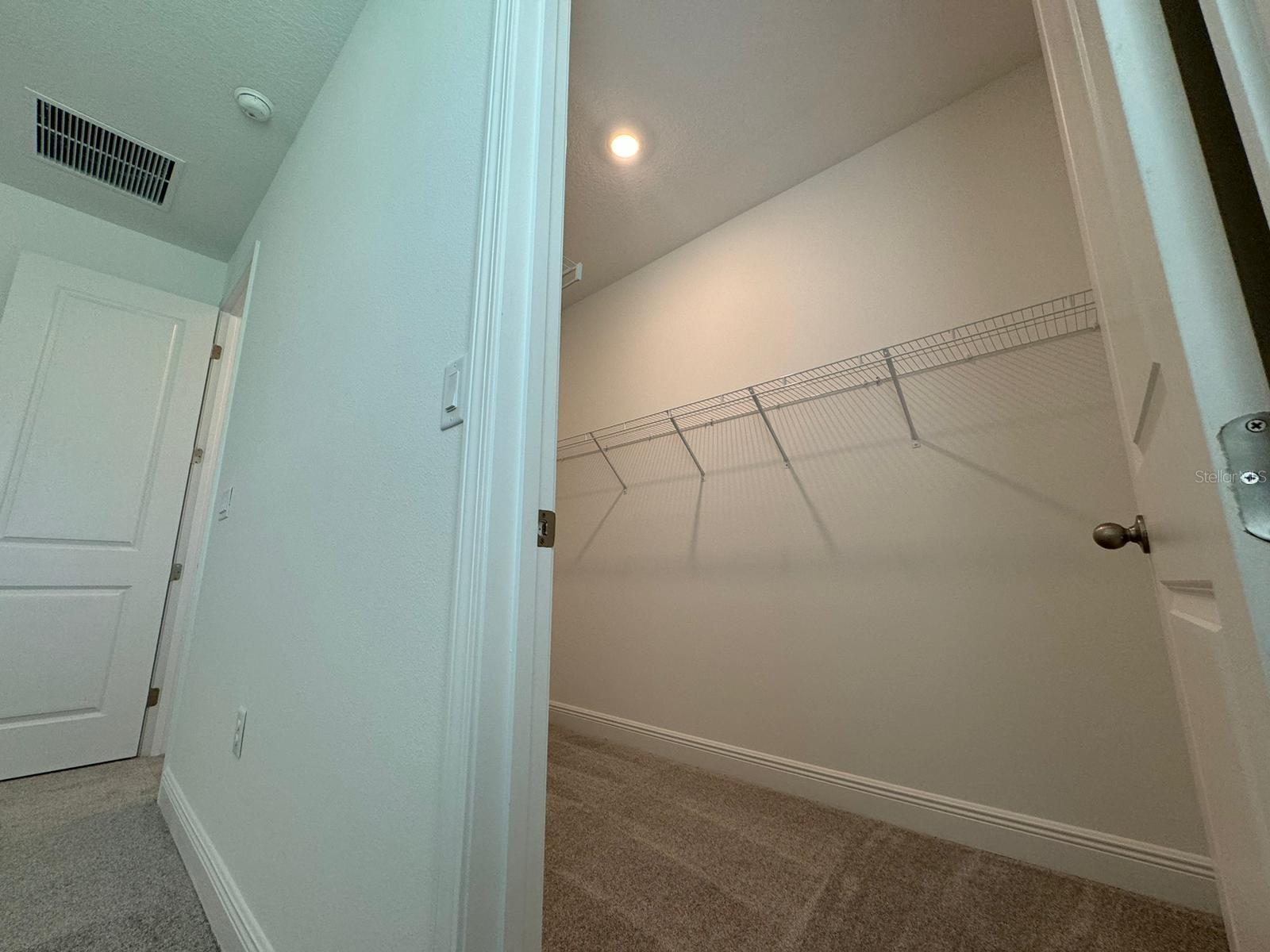 VILLAGES/MINNEOLA HILLS PH 3 - Residential Lease