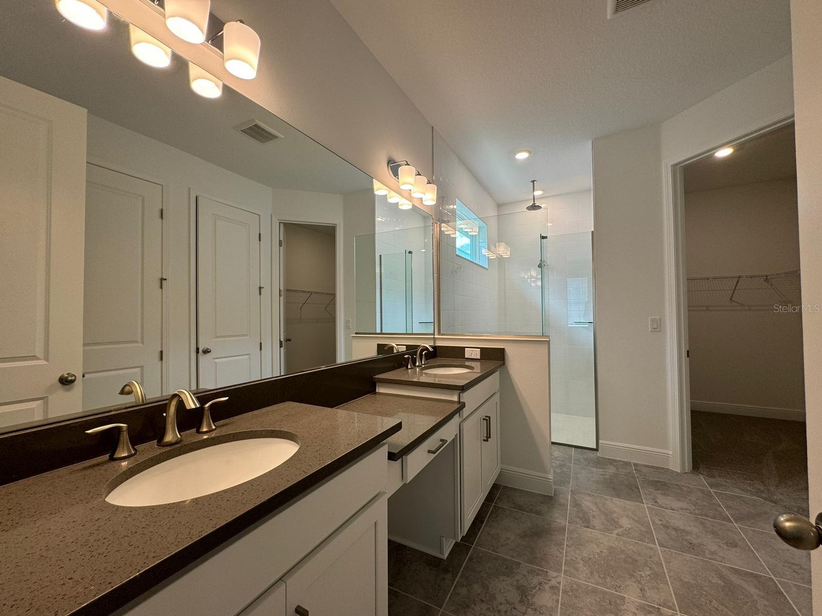 VILLAGES/MINNEOLA HILLS PH 3 - Residential Lease