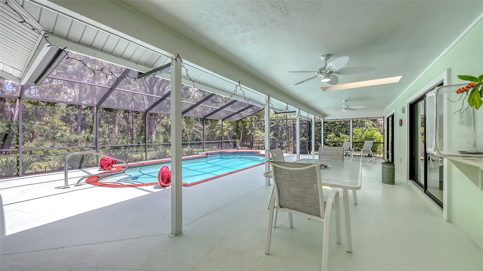 BENT TREE VILLAGE - Residential