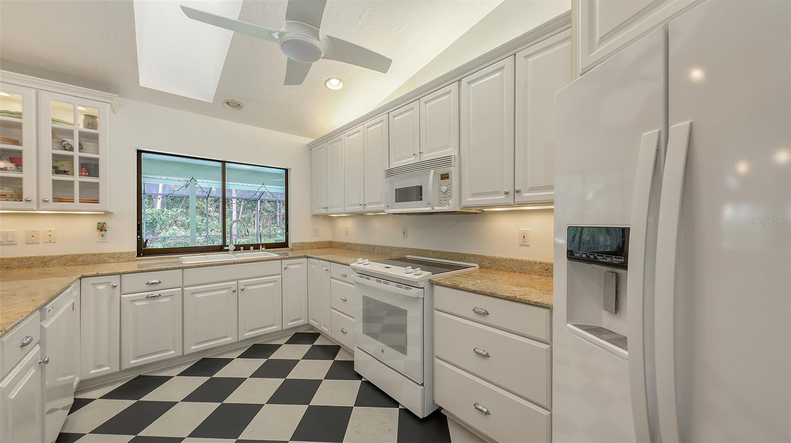 BENT TREE VILLAGE - Residential