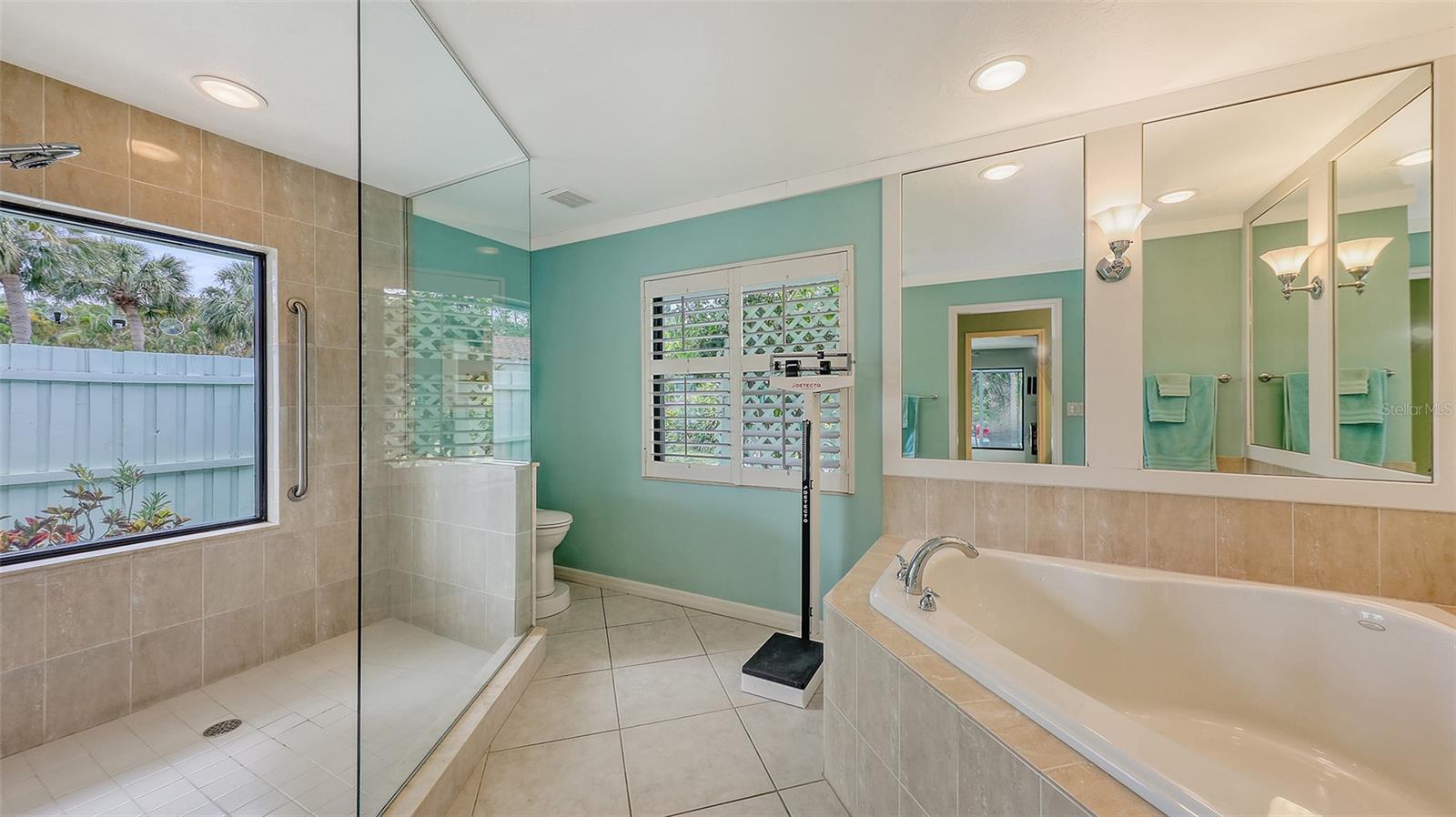 BENT TREE VILLAGE - Residential