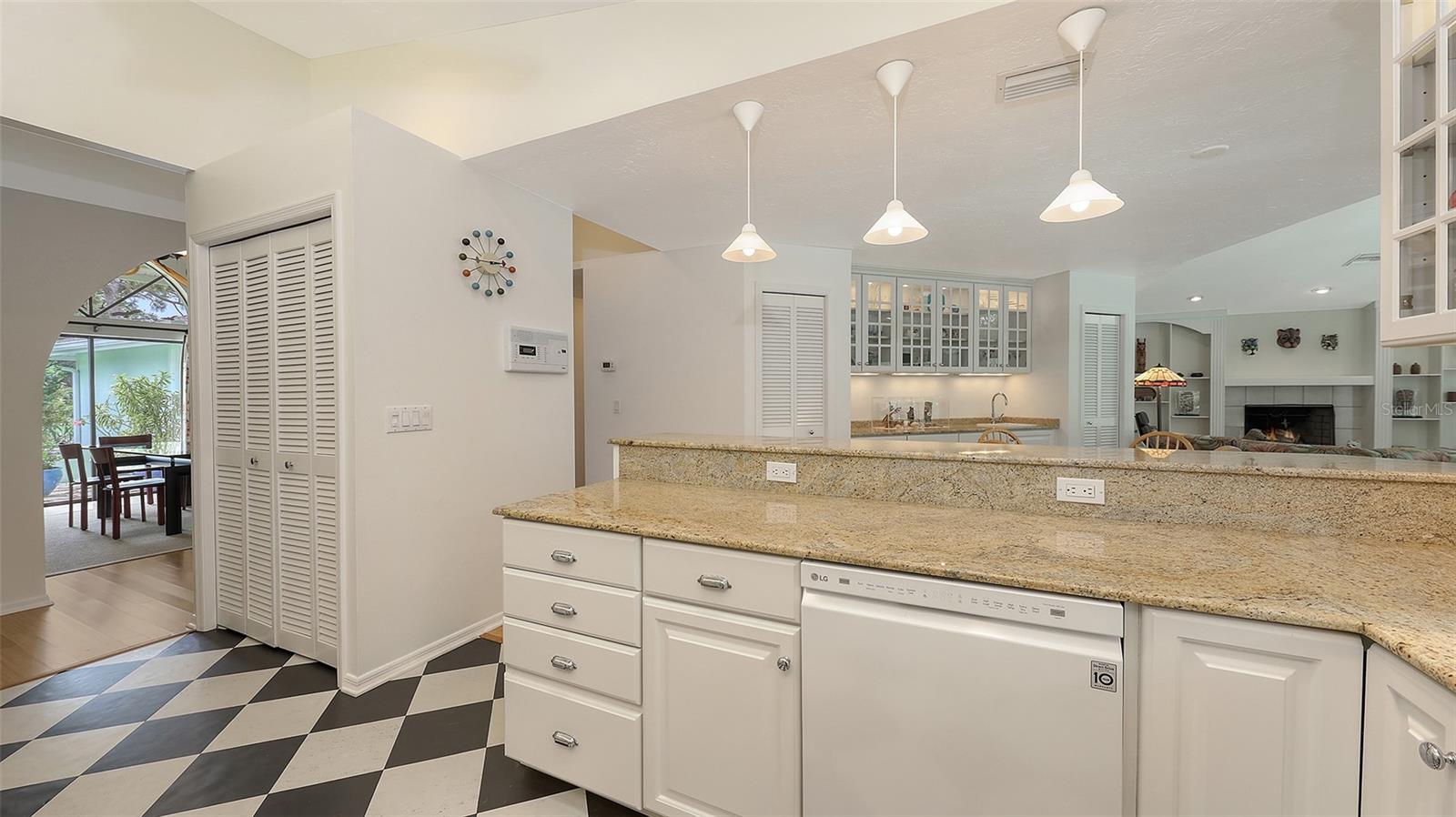 BENT TREE VILLAGE - Residential