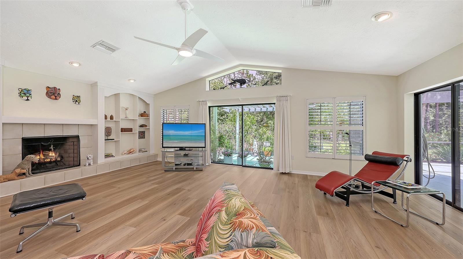 BENT TREE VILLAGE - Residential