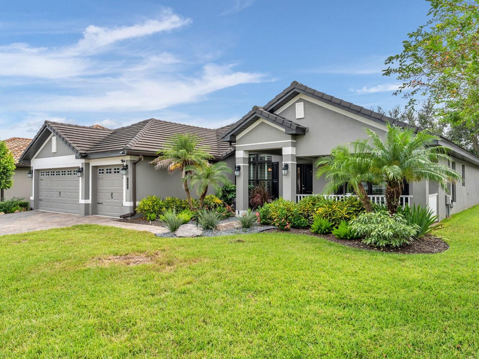 466 LAKE VISTA DRIVE