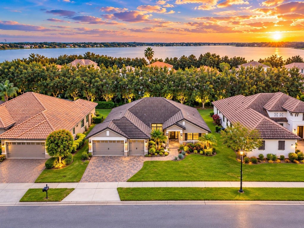 Photo of 466 Lake Vista Drive, Auburndale, FL 33823 (MLS # P4940122)