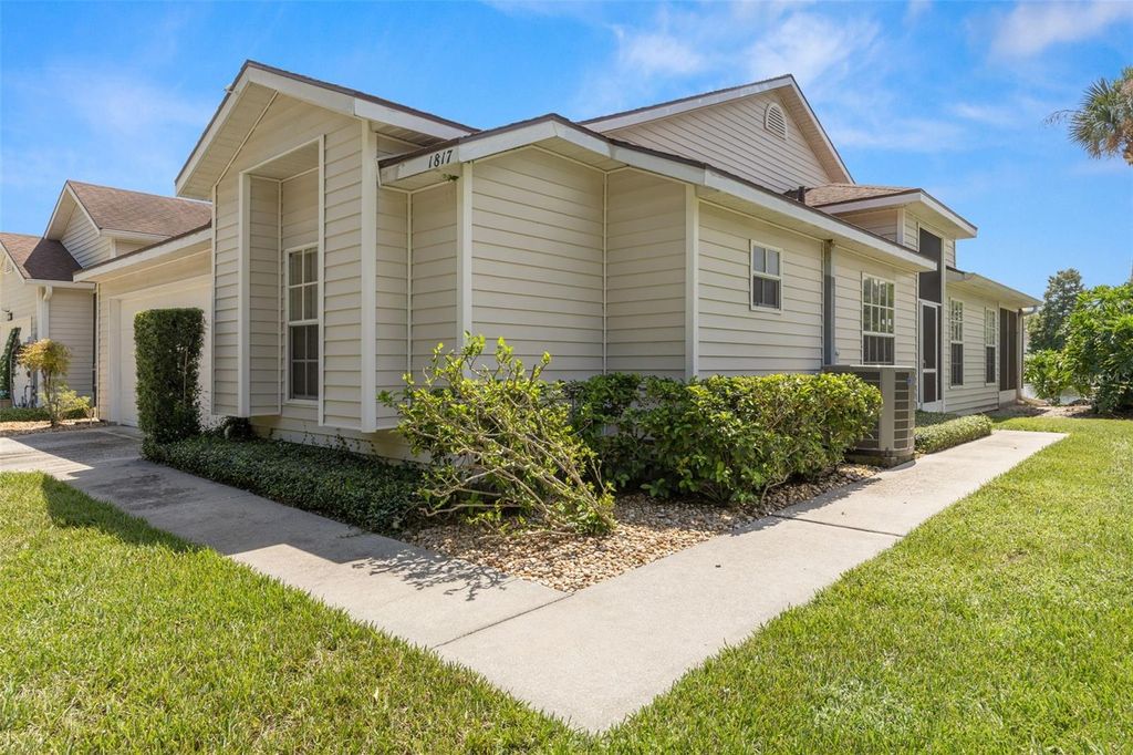 Photo of 1817 Lake Heron Drive, Lutz, FL 33549 (MLS # TB8421914)