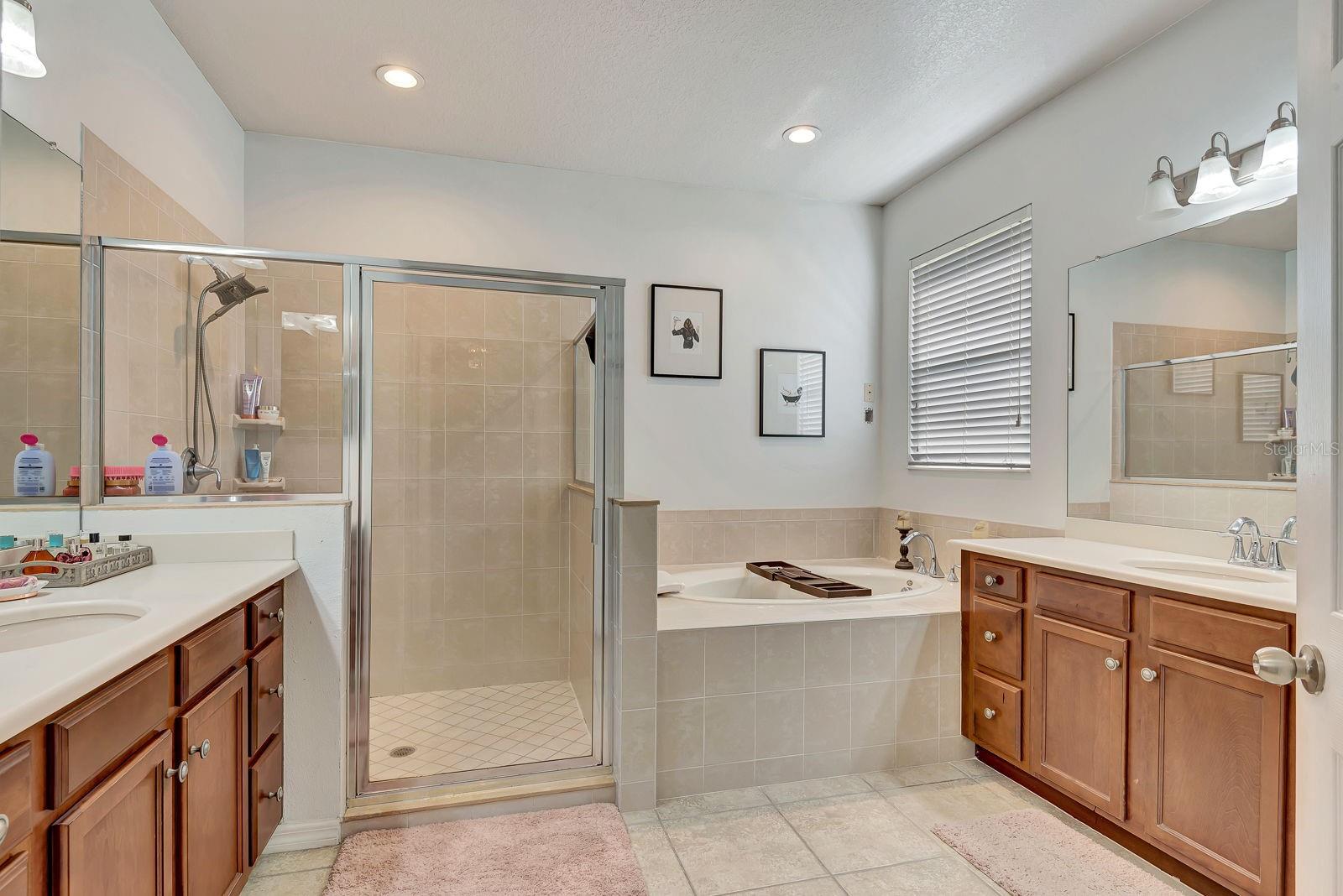 CROSSING CREEK VILLAGE PH I - Residential