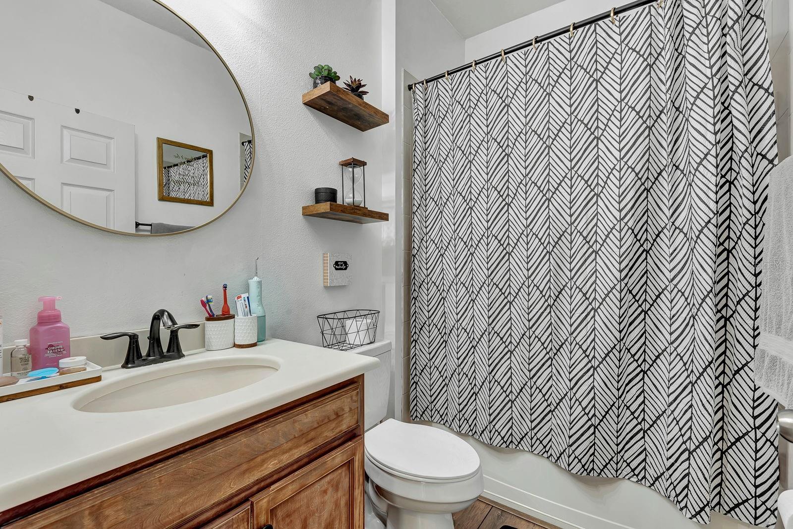 CROSSING CREEK VILLAGE PH I - Residential