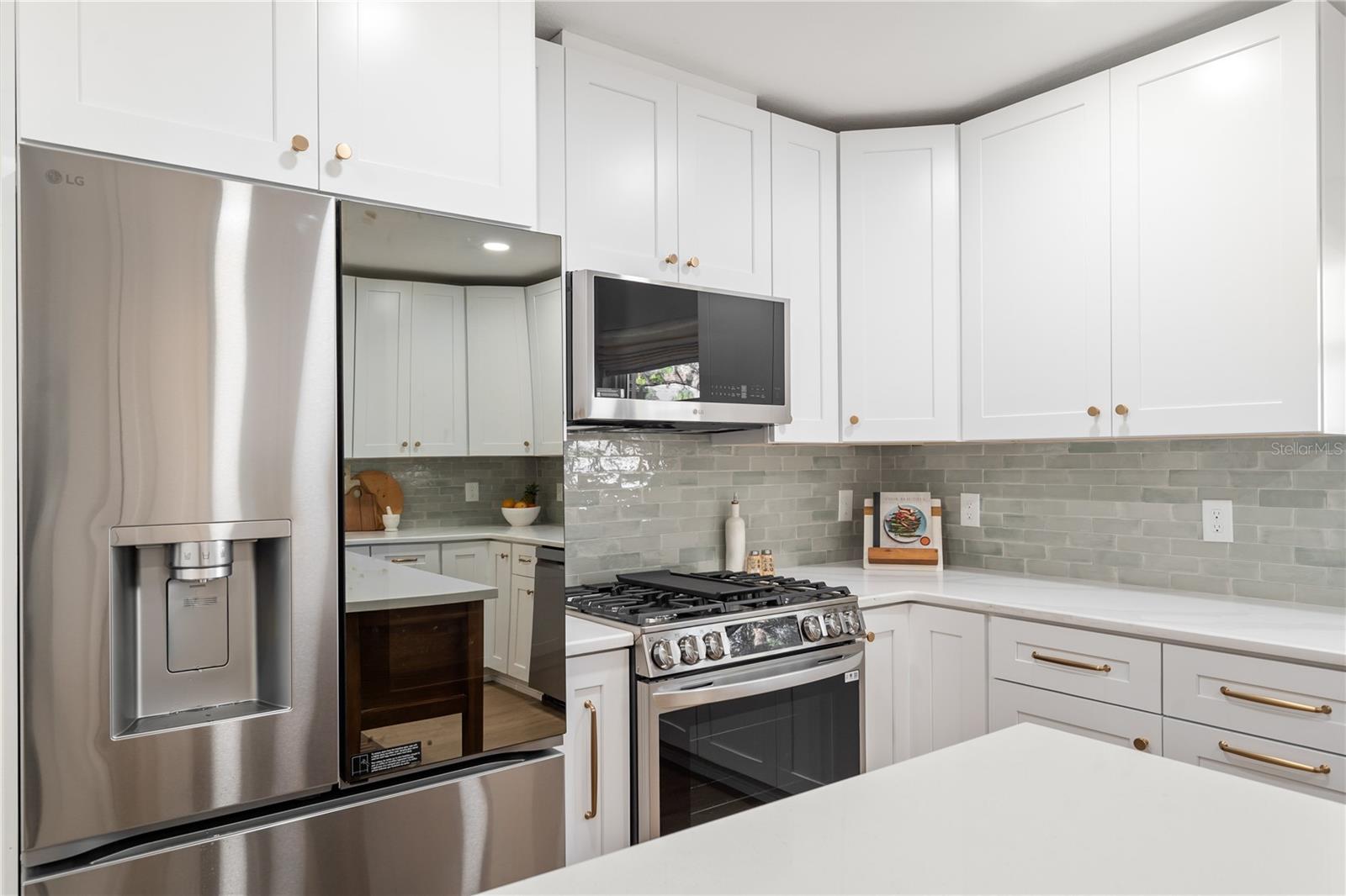 HARBOR VIEW VILLAS 1ST ADD - Residential